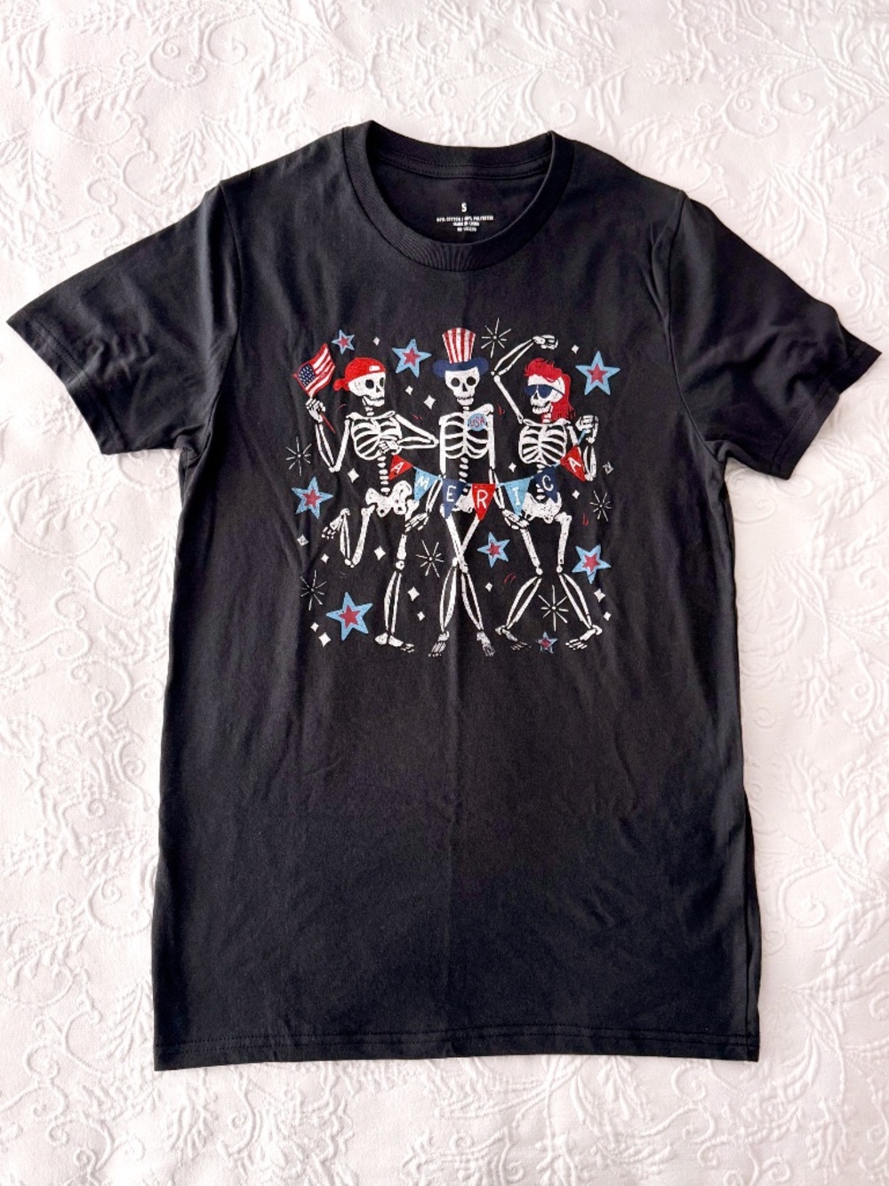 brand new! spooky americana skeleton july 4 patriotic tee S summerween